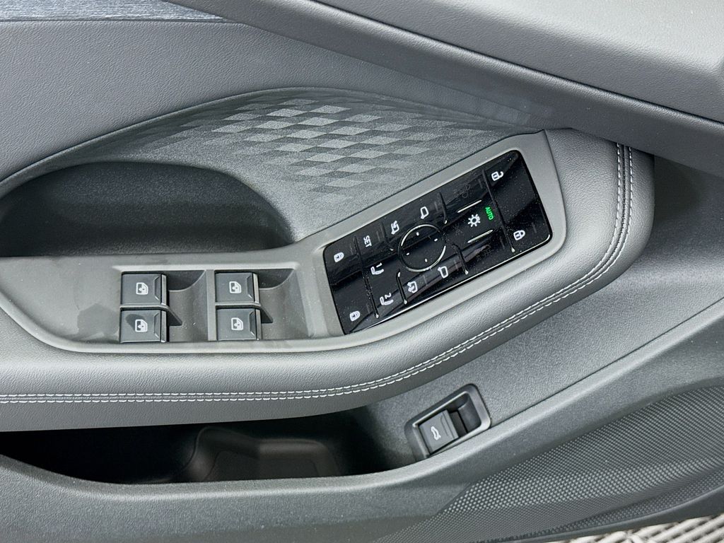 Thumbnail: 2025 Audi A5 - 21