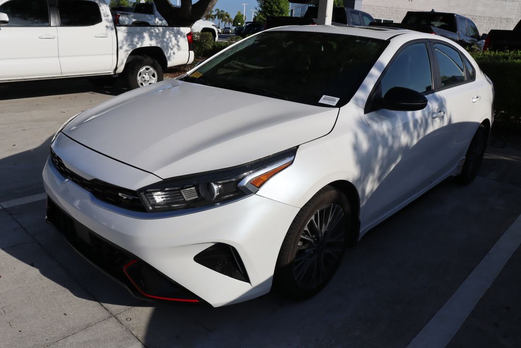 Thumbnail: 2023 Kia Forte - 2