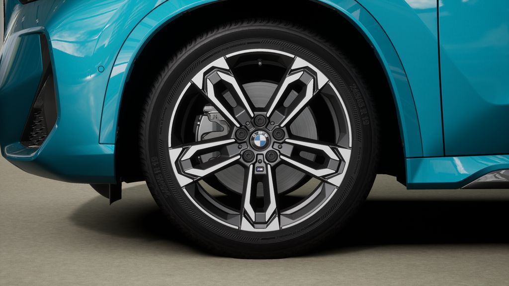 Thumbnail: 2025 BMW X1 - 32
