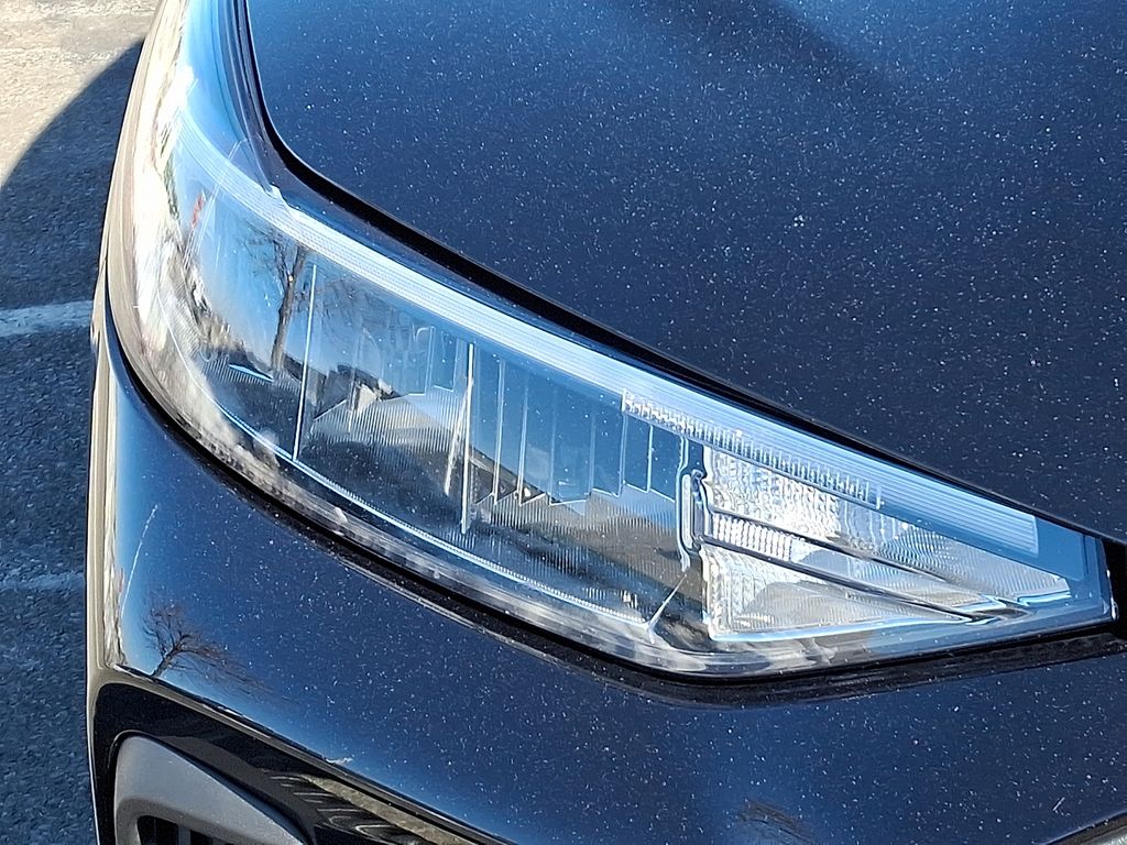 Thumbnail: 2023 Ford Escape - 9