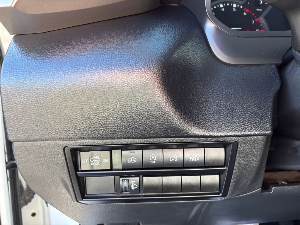 Used Car 2023 Toyota Tundra  Sr5 For Sale Under $40,000 In Austin, Texas