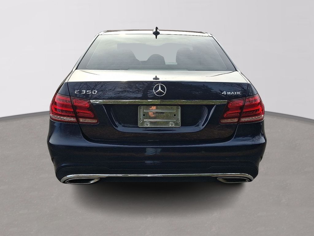Thumbnail: 2014 Mercedes-Benz E-Class - 5