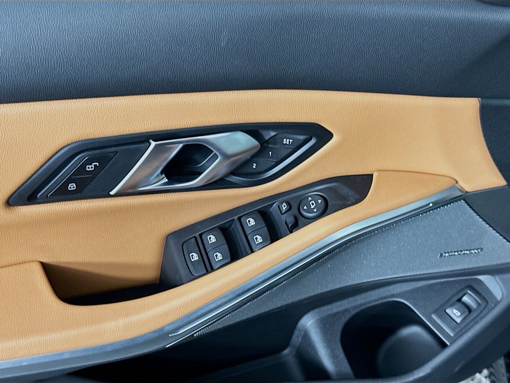 Thumbnail: 2025 BMW 3 Series - 20