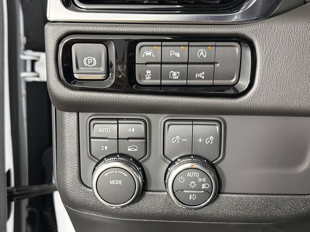 used 2026 GMC Yukon car, priced at $89,900