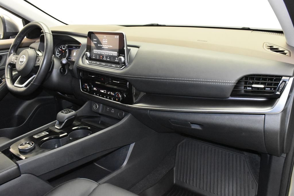 Thumbnail: 2021 Nissan Rogue - 27