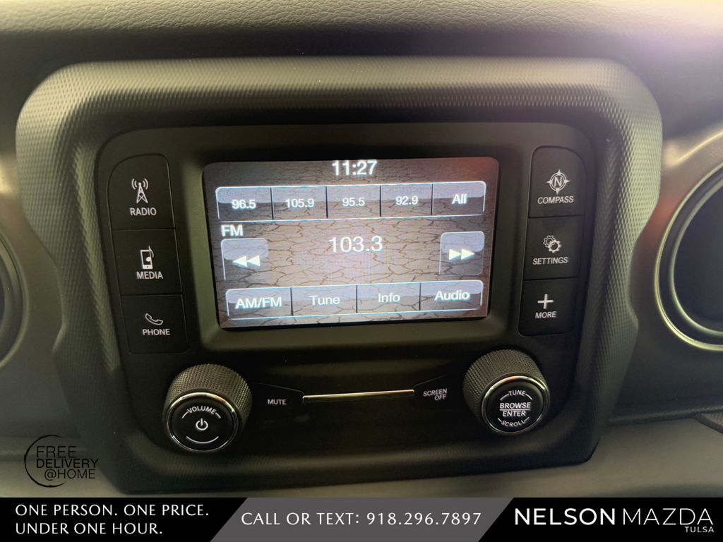 Used 2019 White Jeep Unlimited Sport S image 27