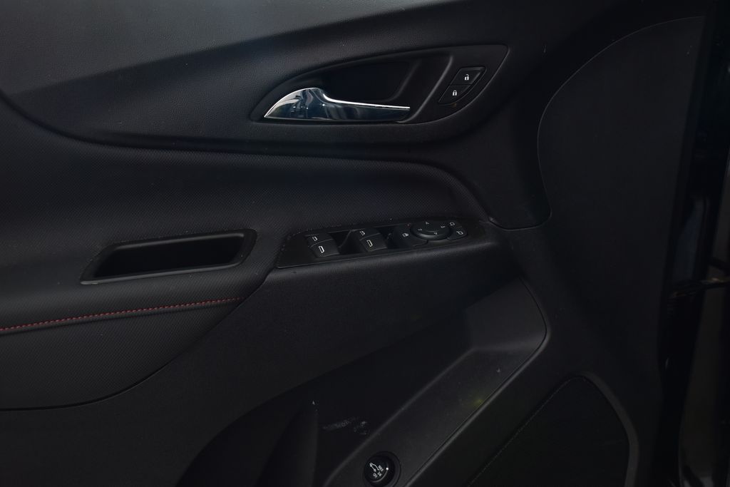 Thumbnail: 2023 Chevrolet Equinox - 11