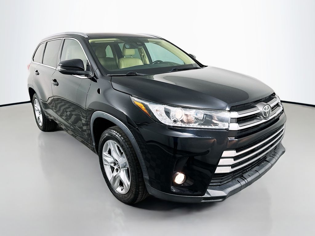 Thumbnail: 2017 Toyota Highlander - 3