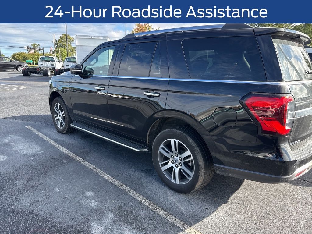 2023 Ford Expedition Limited photo 4