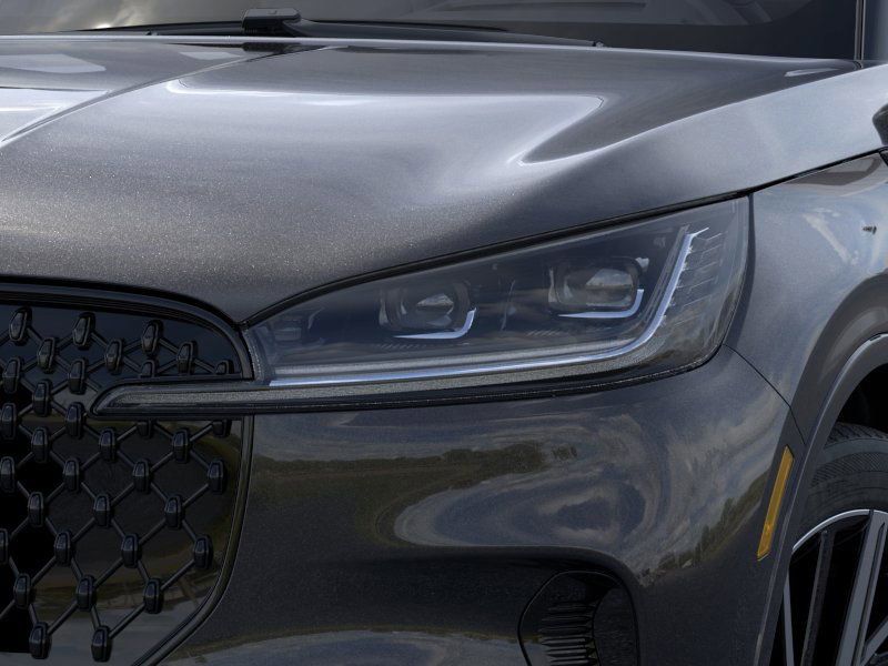 Thumbnail: 2025 Lincoln Aviator - 18