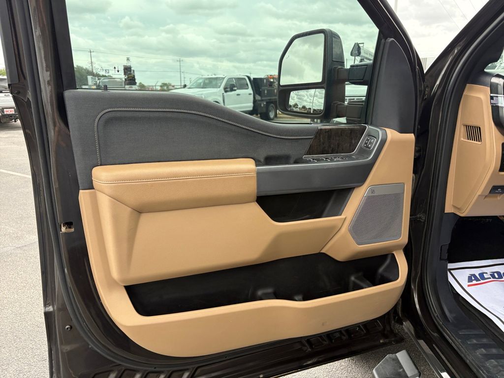 Used Car 2024 Ford F-350sd  Lariat For Sale Under $70,000 In Floresville, Texas