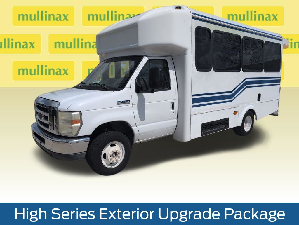 Used 2015 White Ford Base image 10