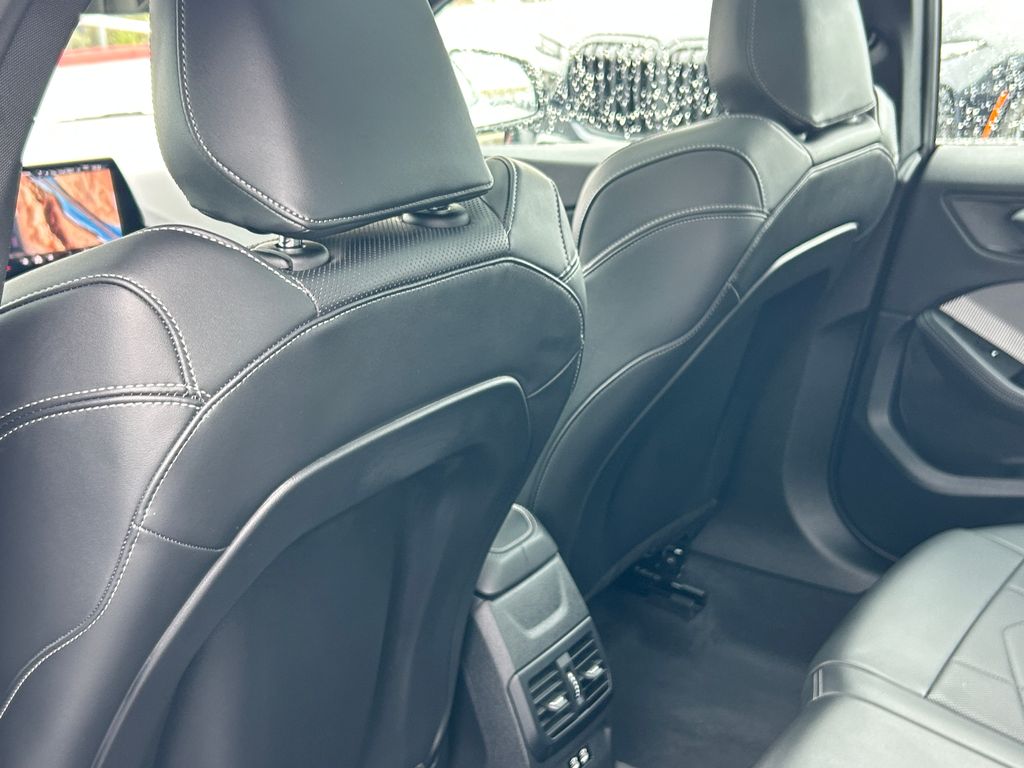 Thumbnail: 2025 BMW 2 Series - 31