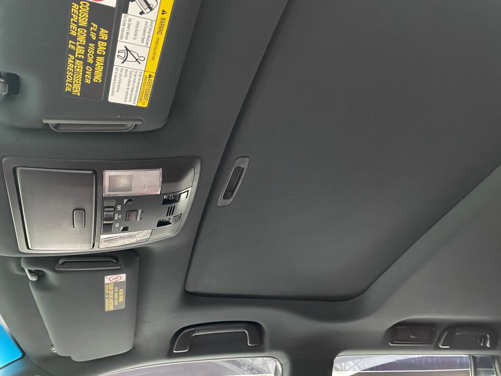 Thumbnail: 2021 Lexus GX - 31