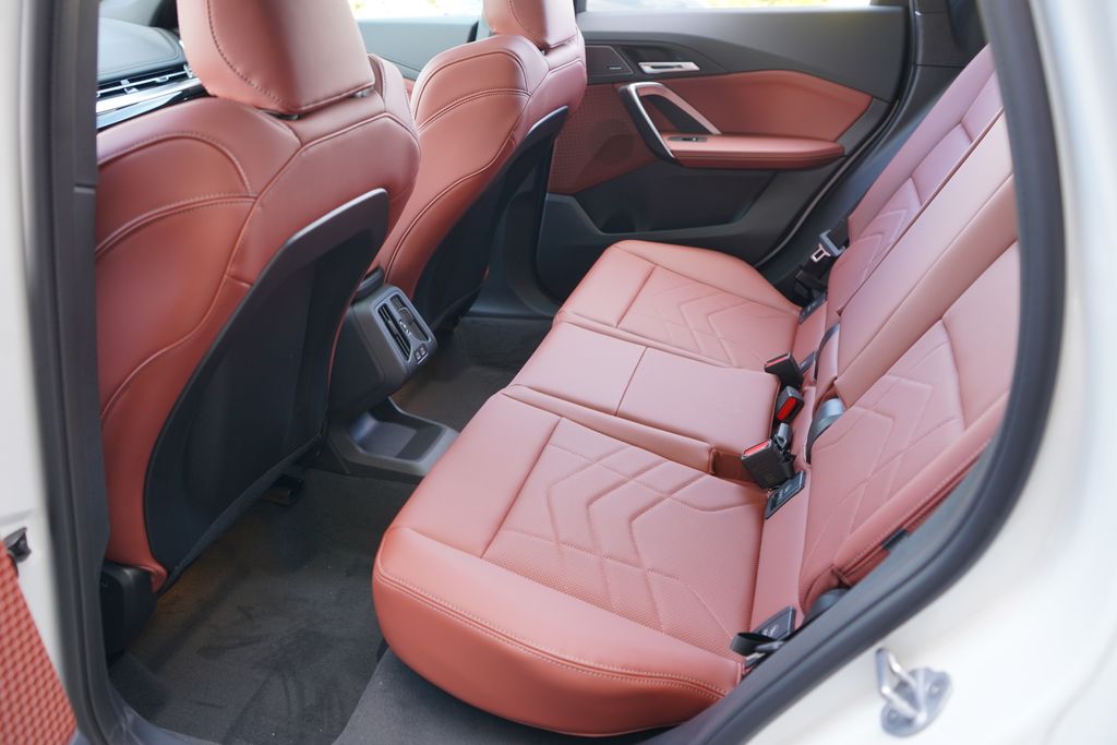 Thumbnail: 2026 BMW X1 - 20