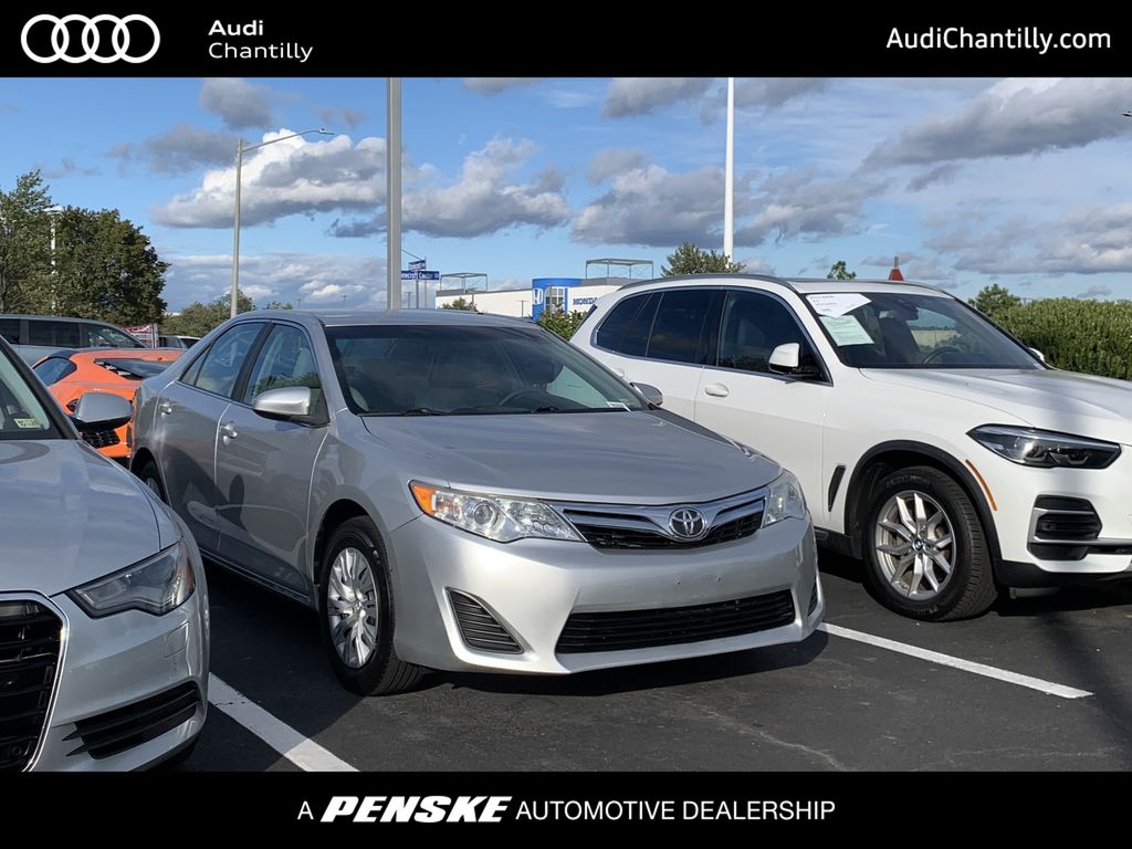 2012 Toyota Camry SE -
                Chantilly, VA