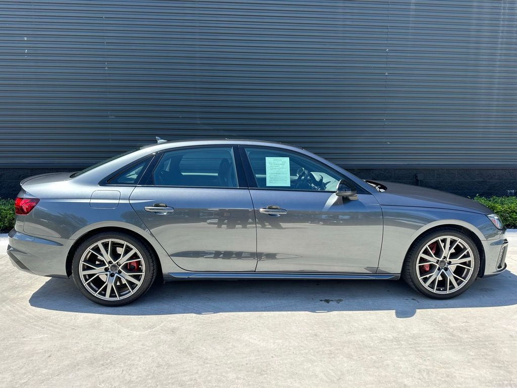 Thumbnail: 2020 Audi S4 - 8