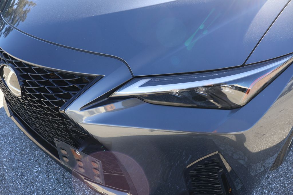 Thumbnail: 2023 Lexus IS - 3
