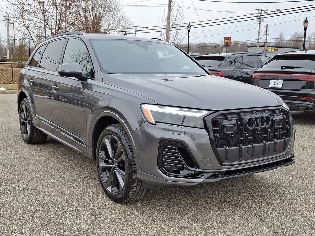 2025 Audi Q7 Premium Plus 2