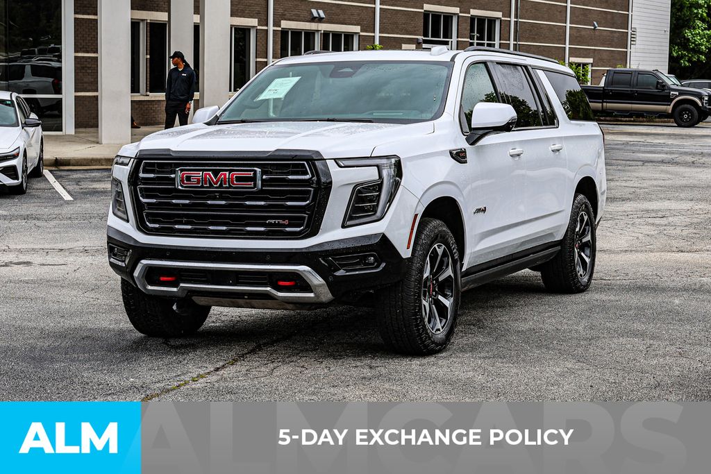 Used 2025 White GMC AT4 image 4