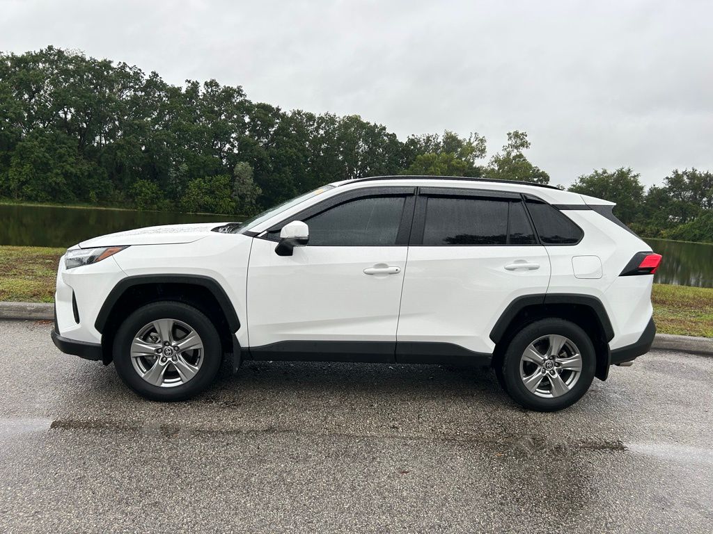 2024 Toyota RAV4 XLE 2