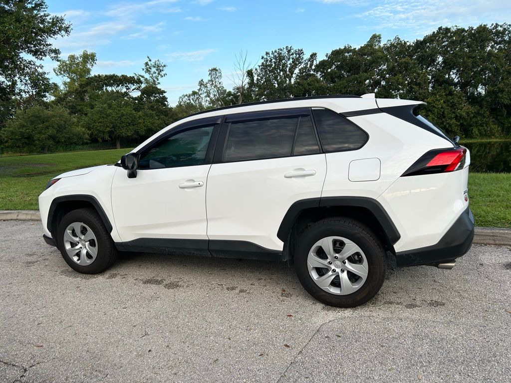Thumbnail: 2020 Toyota RAV4 - 3
