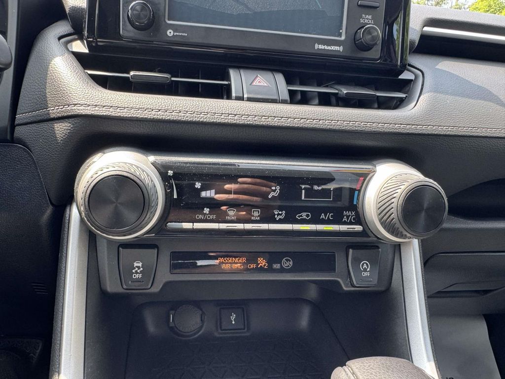 Used 2020 Toyota RAV4 SUV