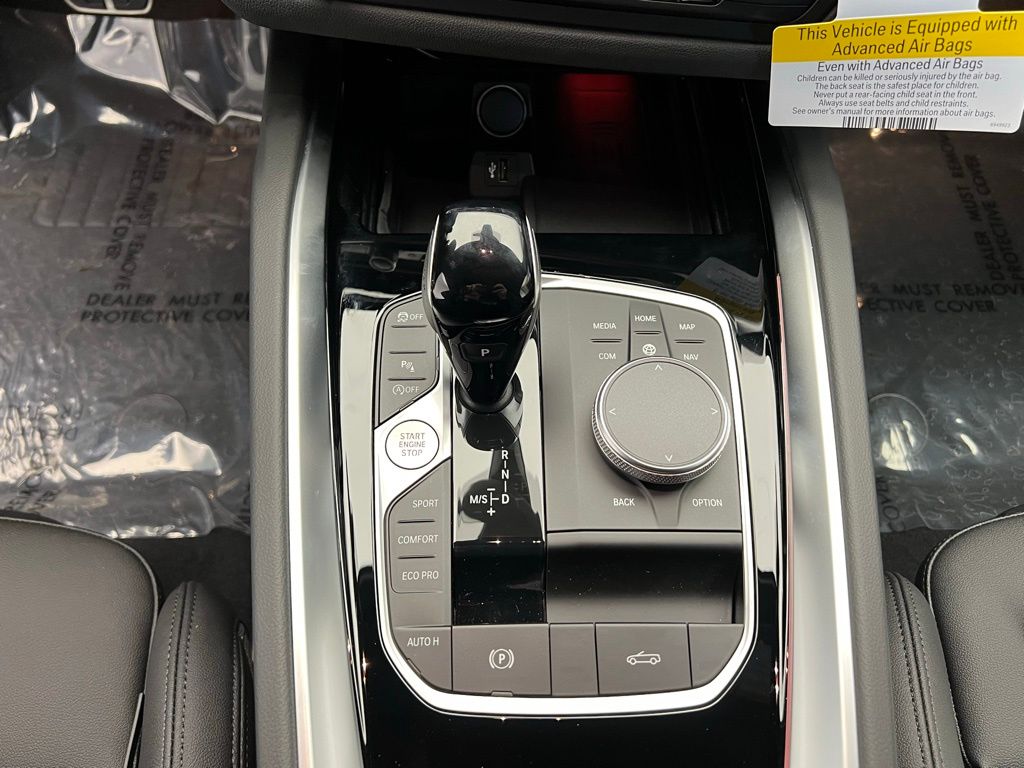 Thumbnail: 2026 BMW Z4 - 14