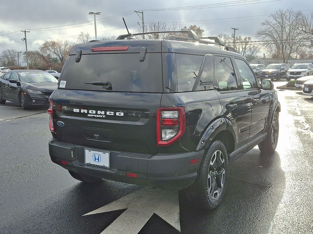 Thumbnail: 2021 Ford Bronco Sport - 6