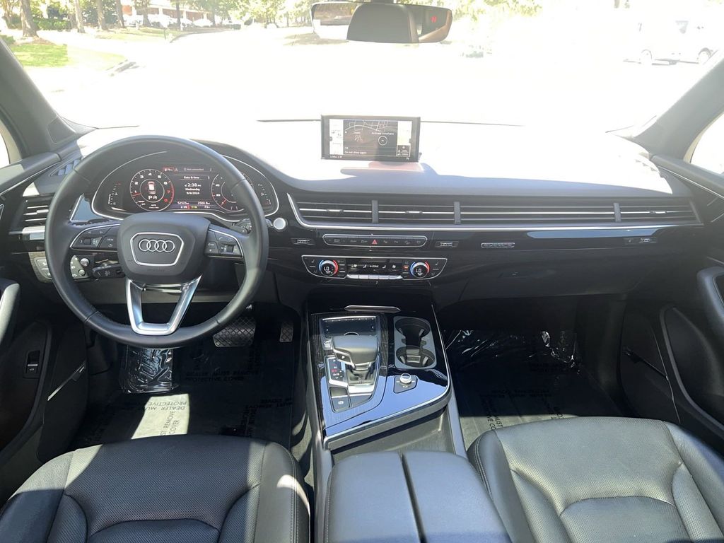 2019 Audi Q7  24