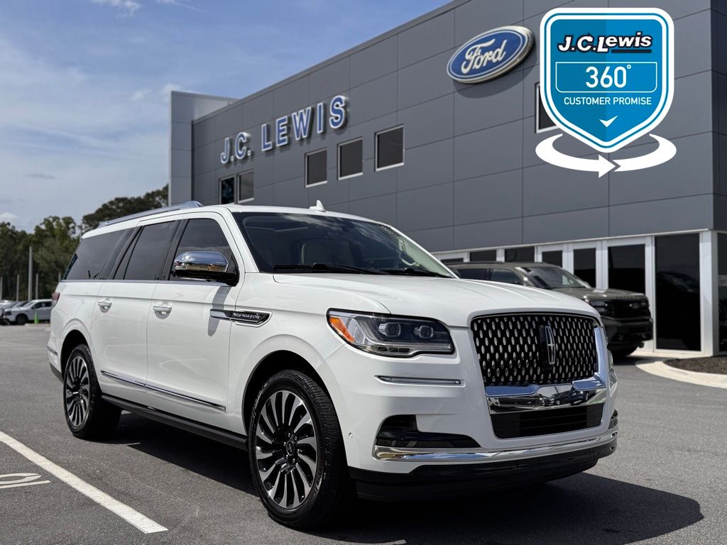 2022 Lincoln Navigator L Black Label