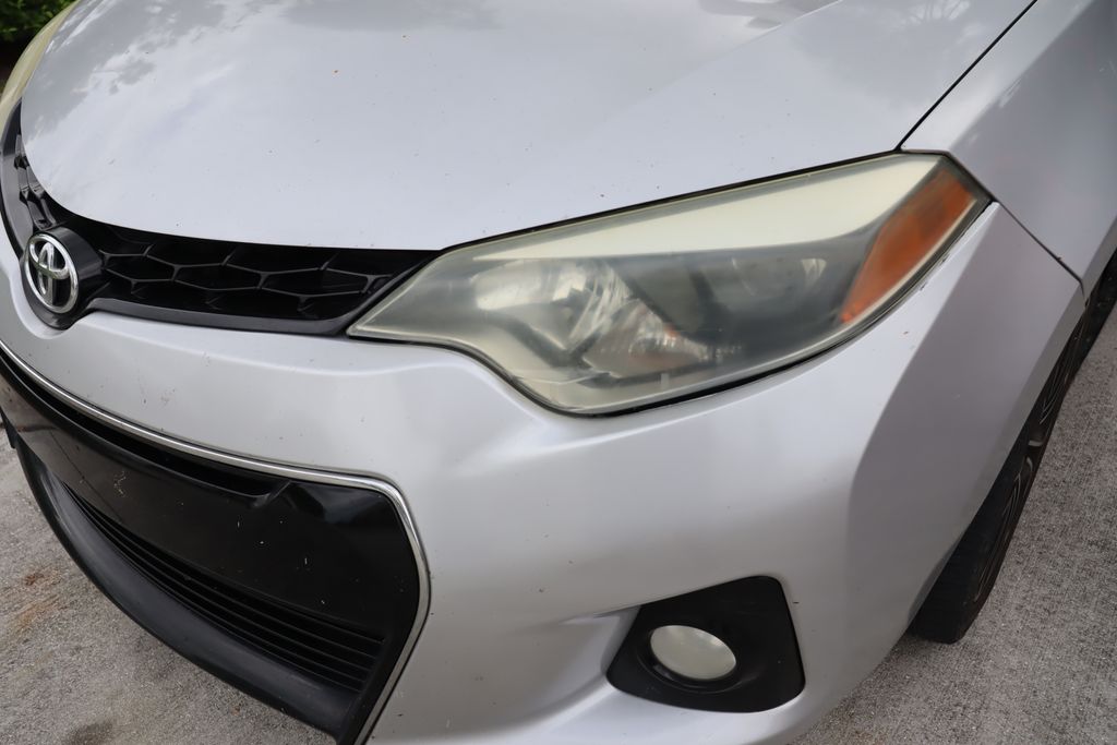 2016 Toyota Corolla S 3