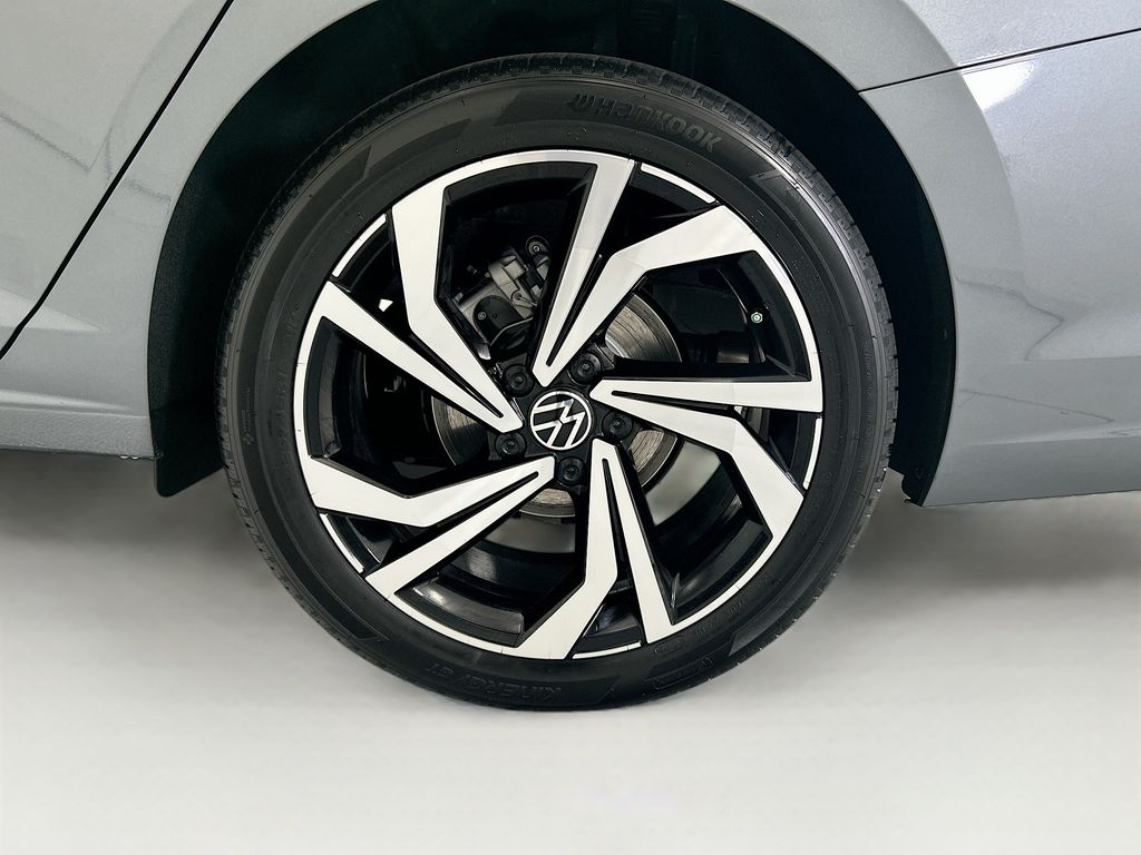 Thumbnail: 2026 Volkswagen Jetta - 30