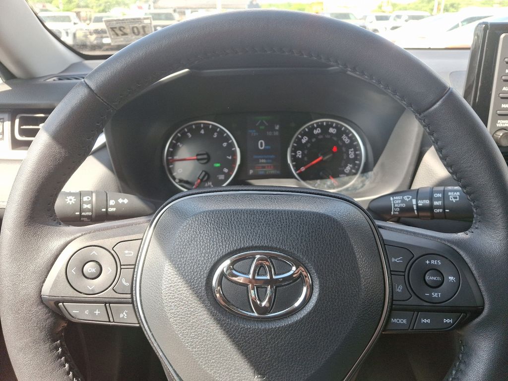 2022 Toyota RAV4 XLE Premium 20
