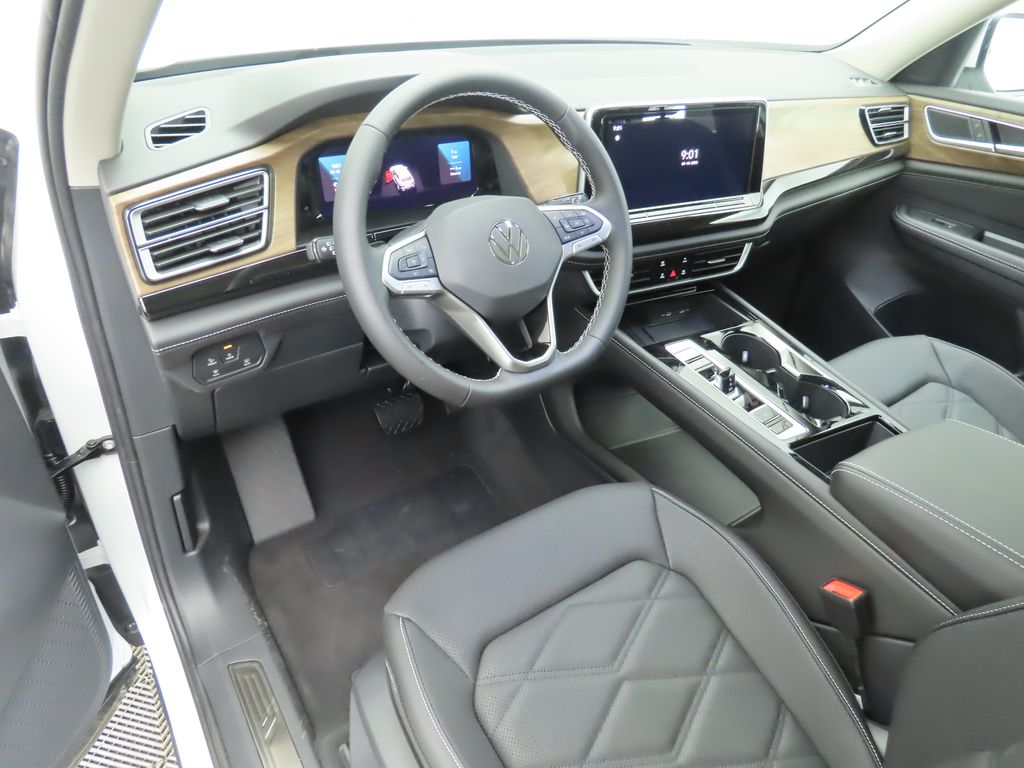 Thumbnail: 2026 Volkswagen Atlas - 9