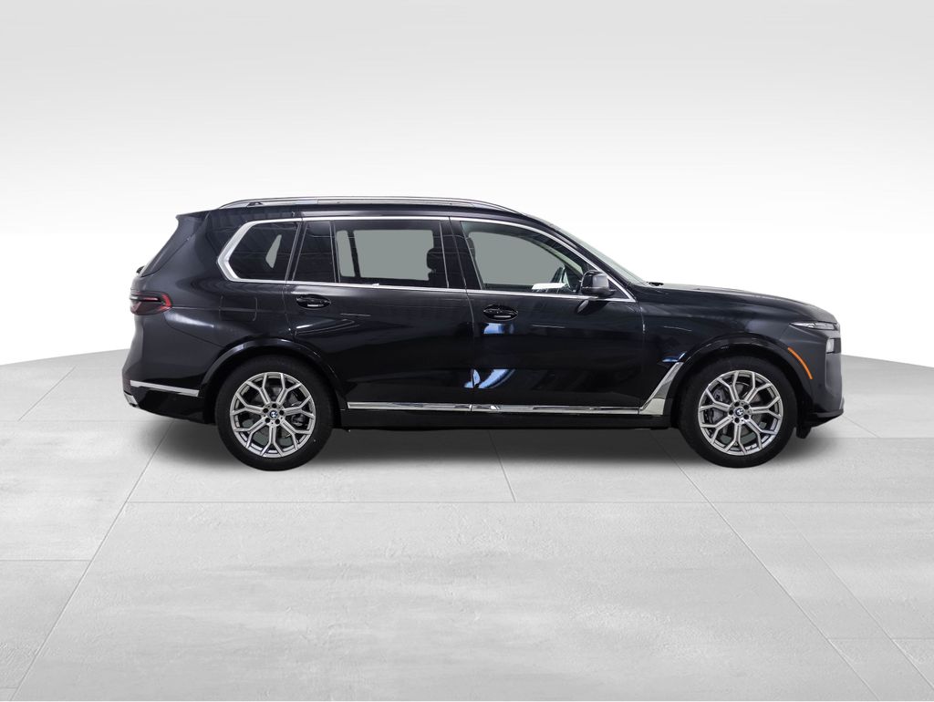 2025 BMW X7 xDrive40i 6