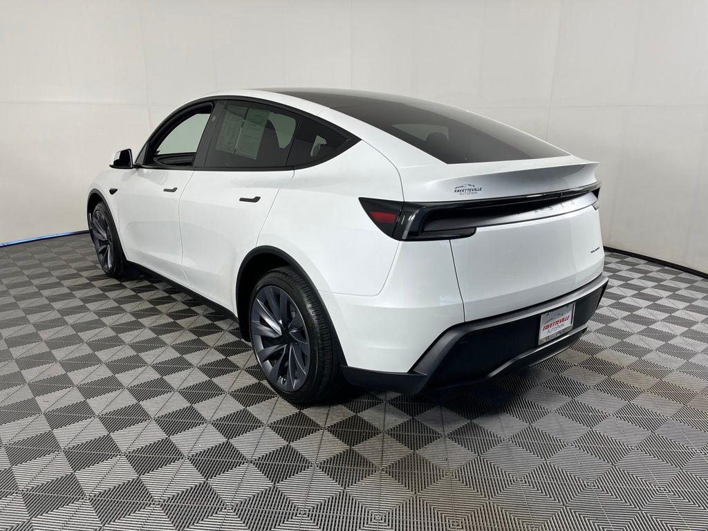 Thumbnail: 2026 Tesla Model Y - 3