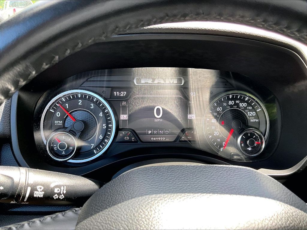 2022 Ram 1500 — photo 14
