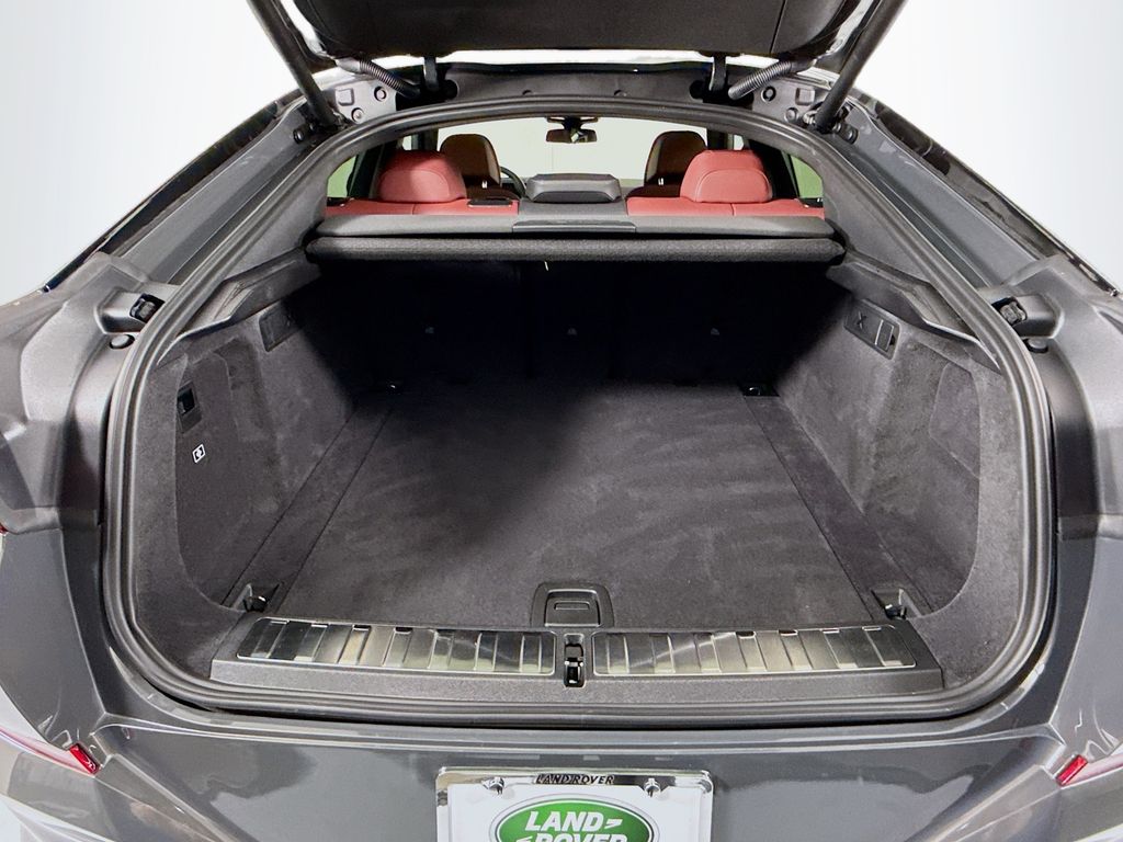 Thumbnail: 2026 BMW X6 - 29