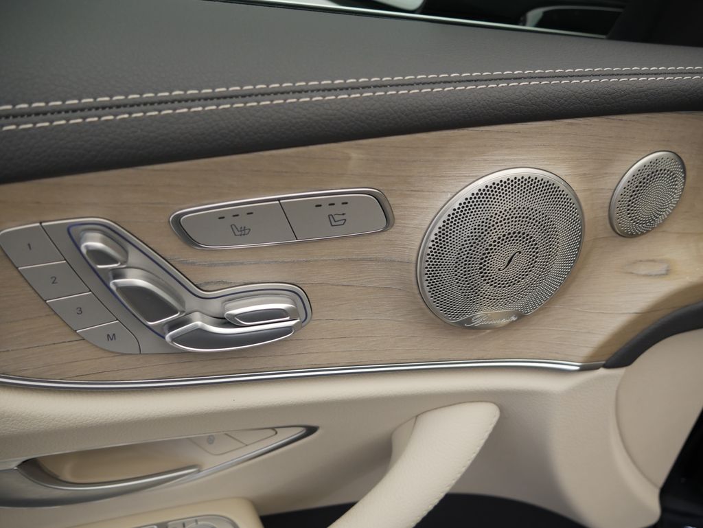 Thumbnail: 2023 Mercedes-Benz E-Class - 17