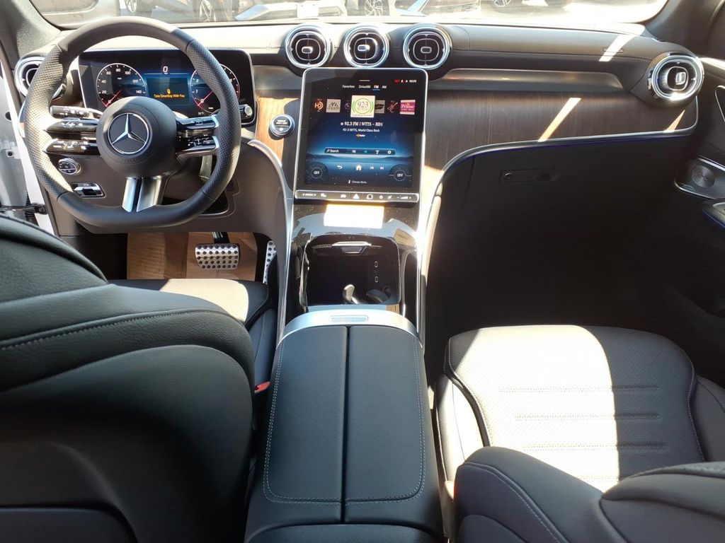 New 2026 White Mercedes-Benz GLC 300 image 28