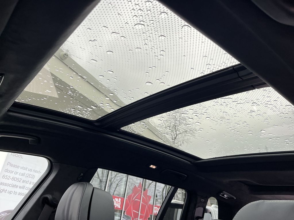 Thumbnail: 2026 BMW X7 - 22