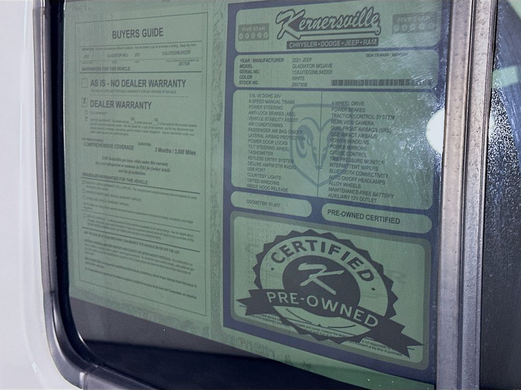 Used 2021 White Jeep Mojave image 37