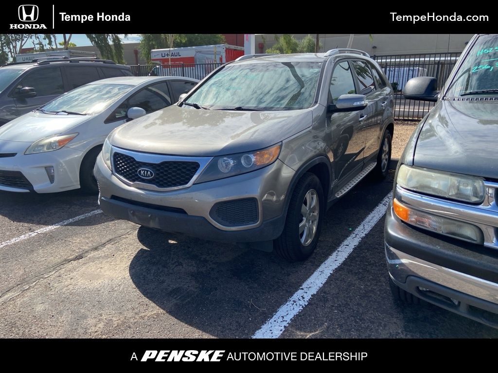Thumbnail: 2013 Kia Sorento - 1