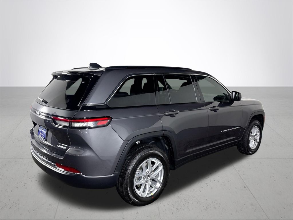 2026 Jeep Grand Cherokee Laredo X