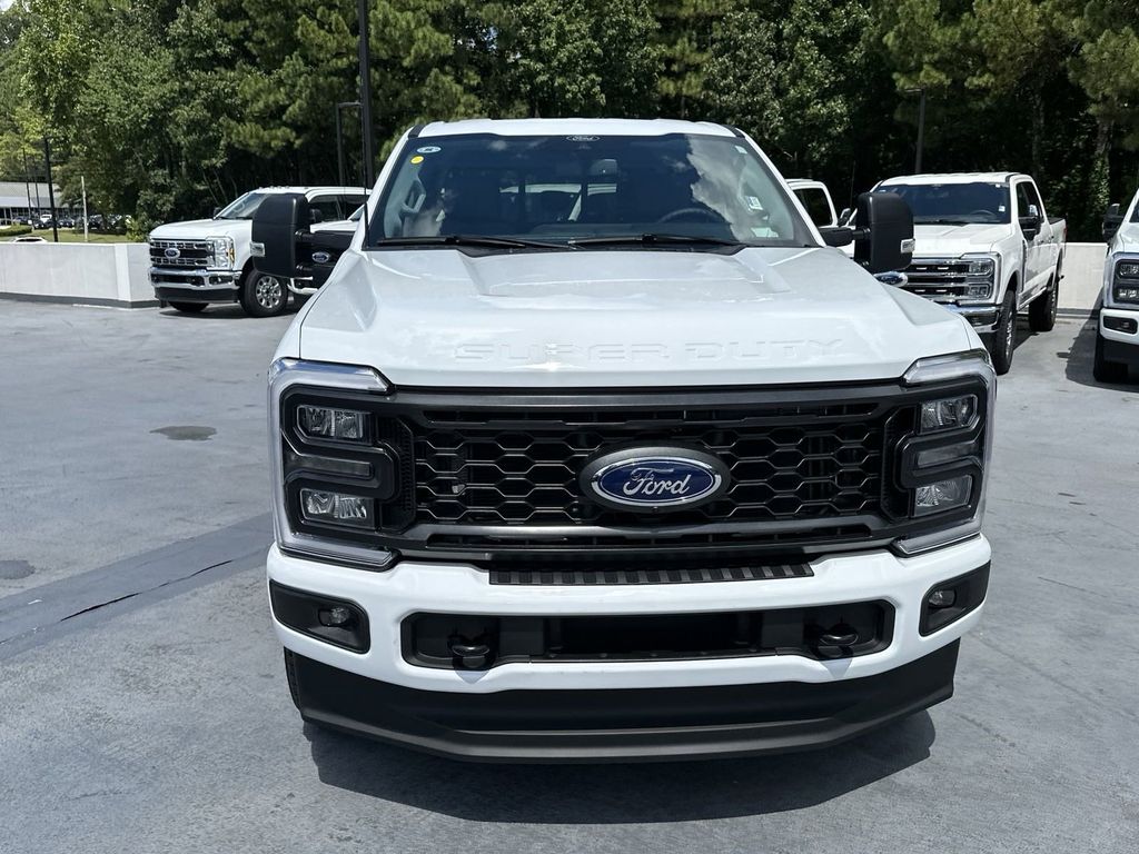 2024 Ford F-350SD XLT 2