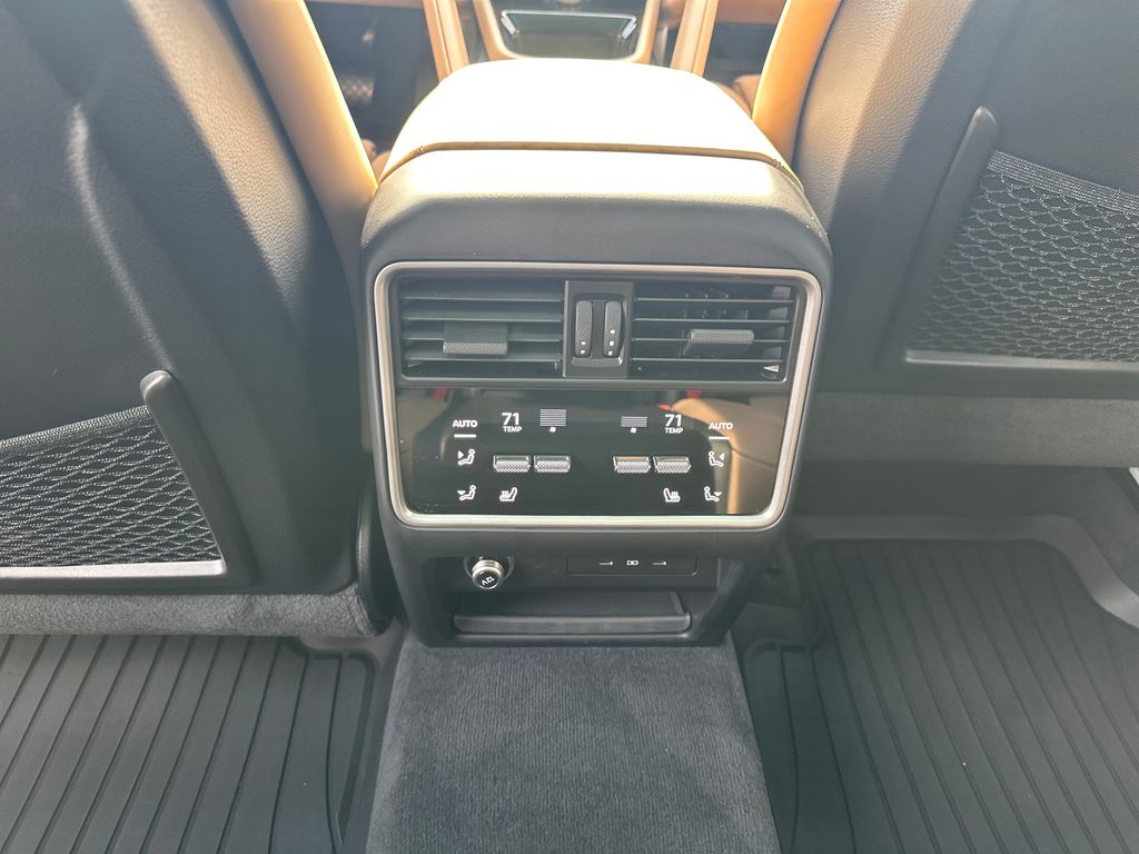 Used Car 2024 Porsche Cayenne  Base For Sale Under $80,000 In Austin, Texas