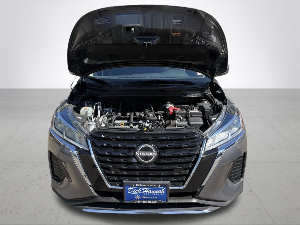 2024 Nissan Kicks SV