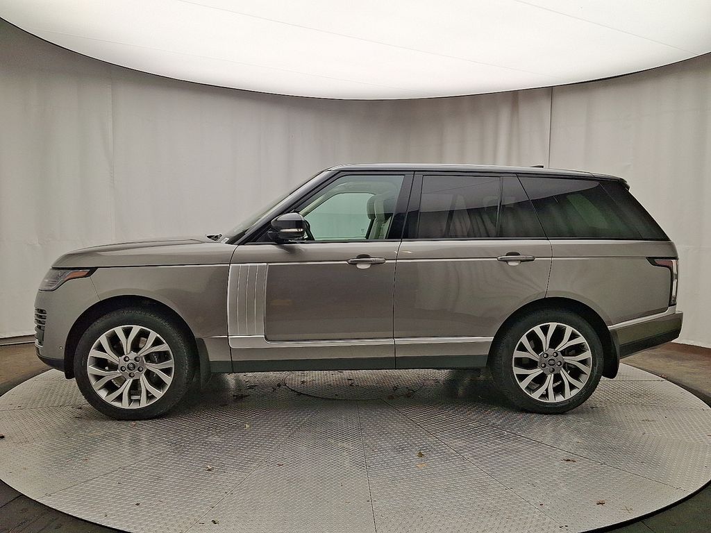 Thumbnail: 2022 Land Rover Range Rover - 7