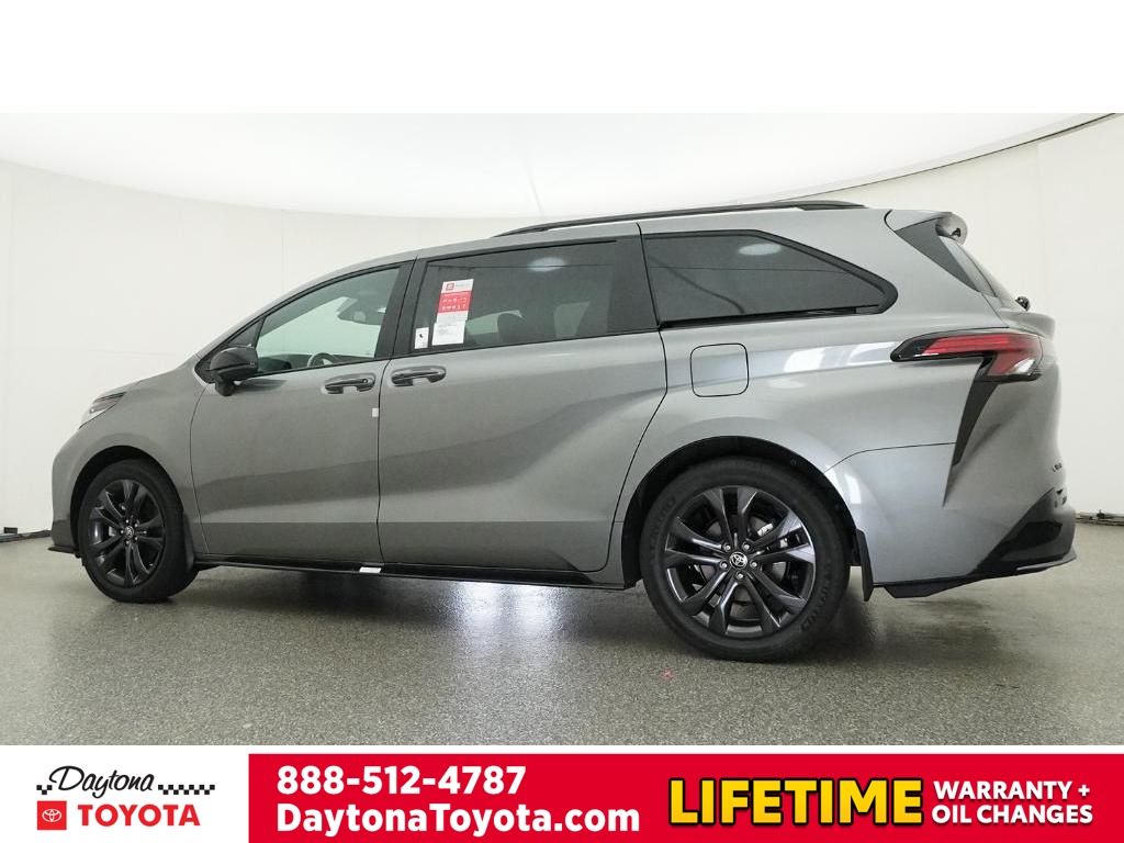 New 2026 Toyota Sienna Van